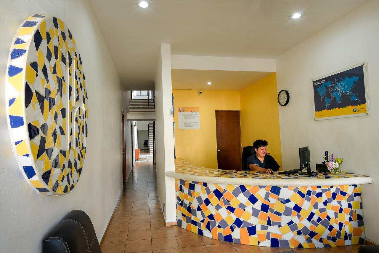 International House Hotel Плая дел Кармен Екстериор снимка