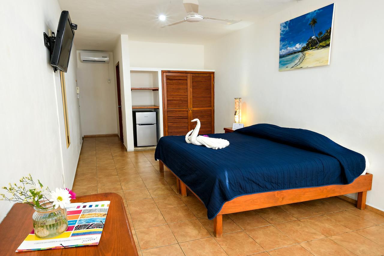 International House Hotel Плая дел Кармен Екстериор снимка